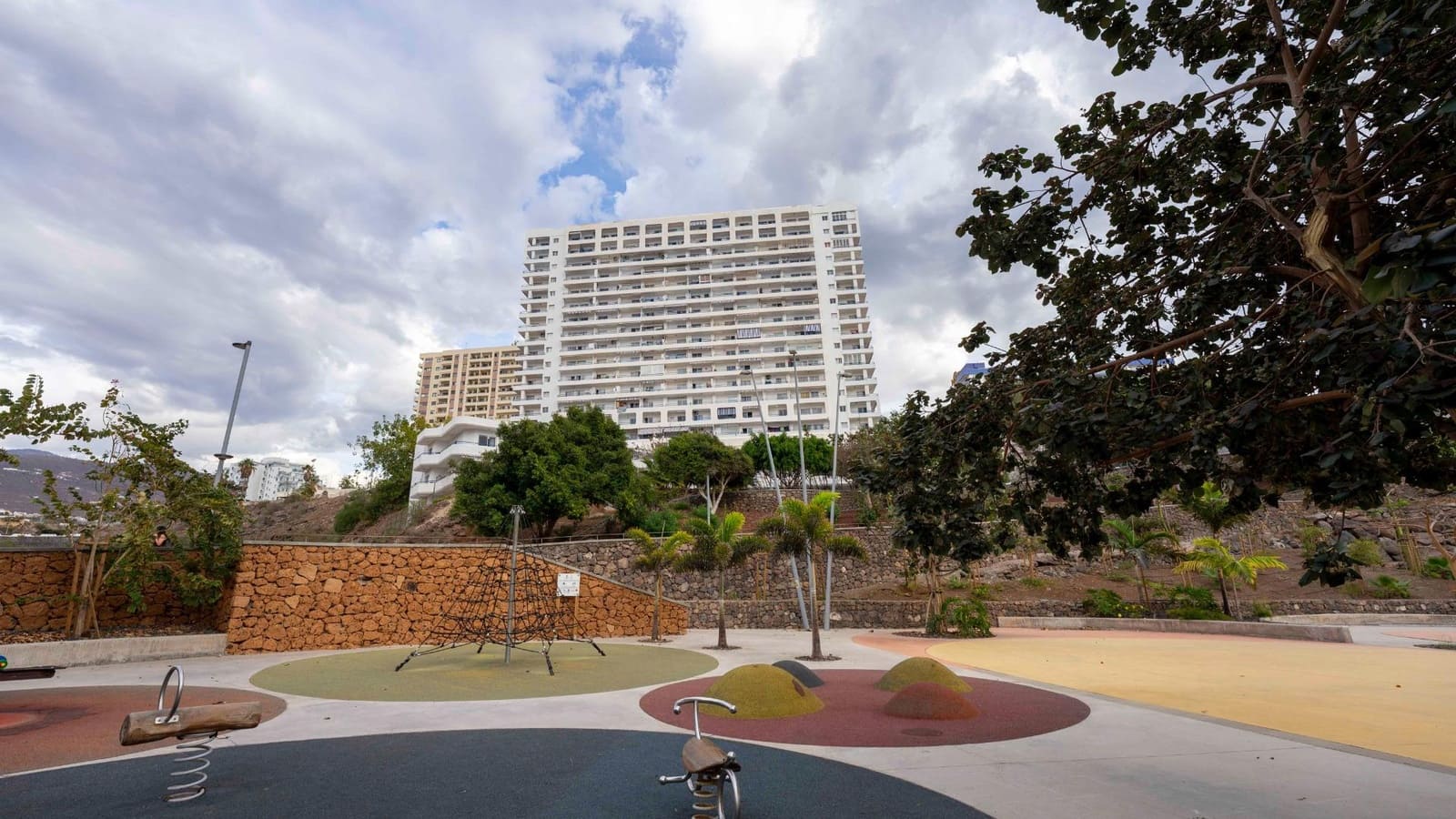 1 soveværelse Lejlighed til salg i Playa Paraiso med swimmingpool - € 289.000 (Ref: 8709367)