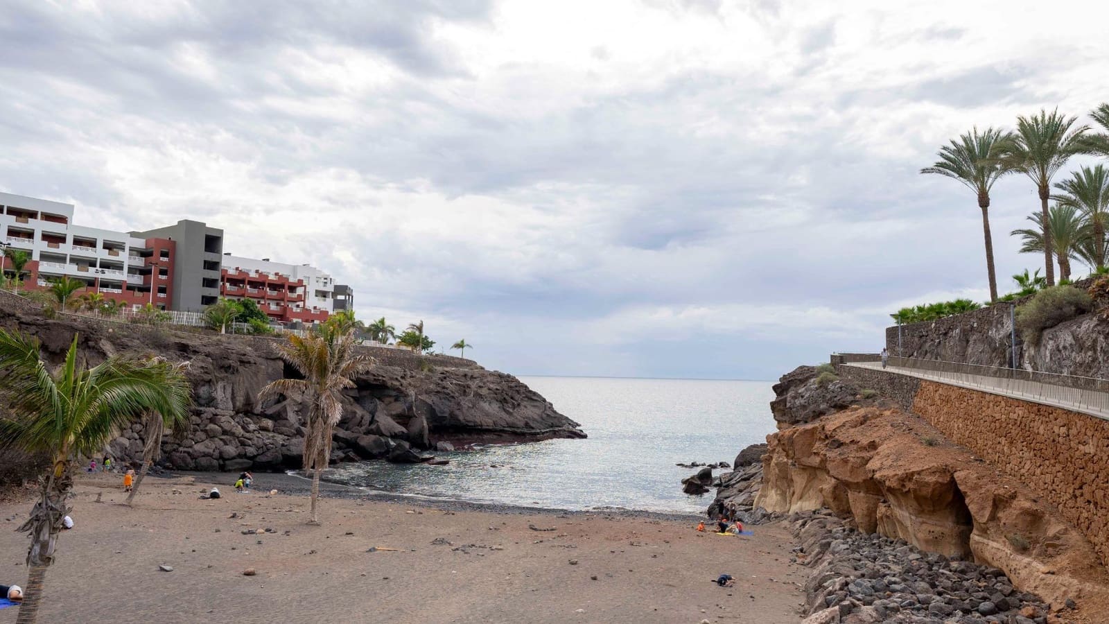 1 soveværelse Lejlighed til salg i Playa Paraiso med swimmingpool - € 289.000 (Ref: 8709367)