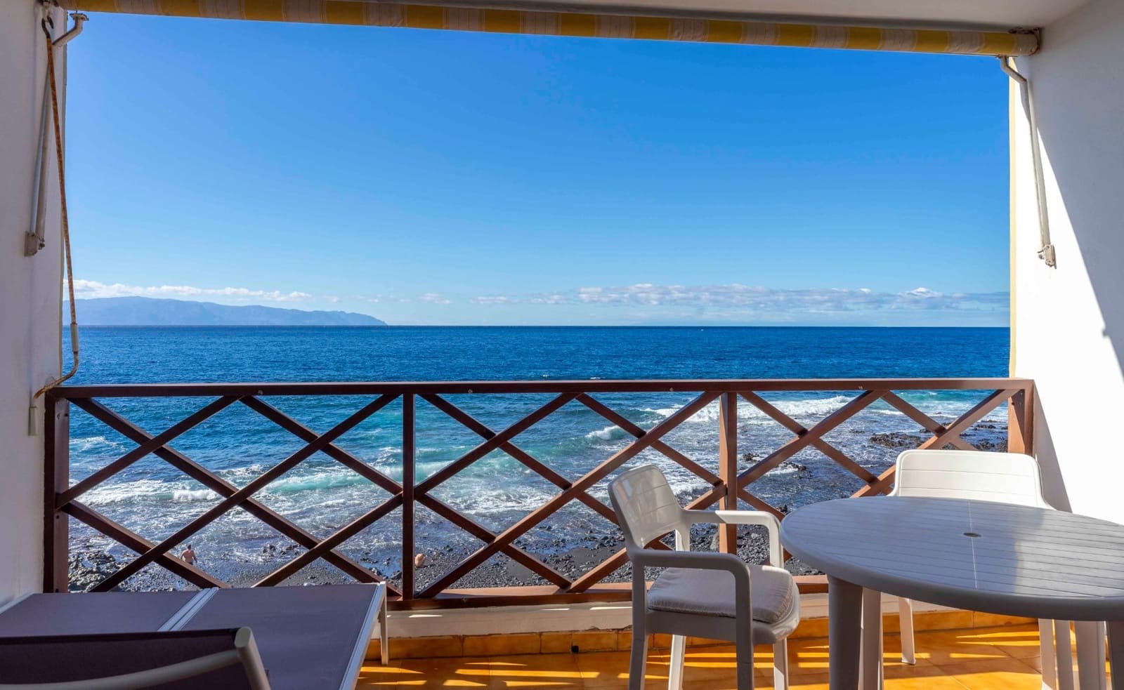 1 soveværelse Lejlighed til salg i Puerto Santiago med swimmingpool - € 499.000 (Ref: 8709368)