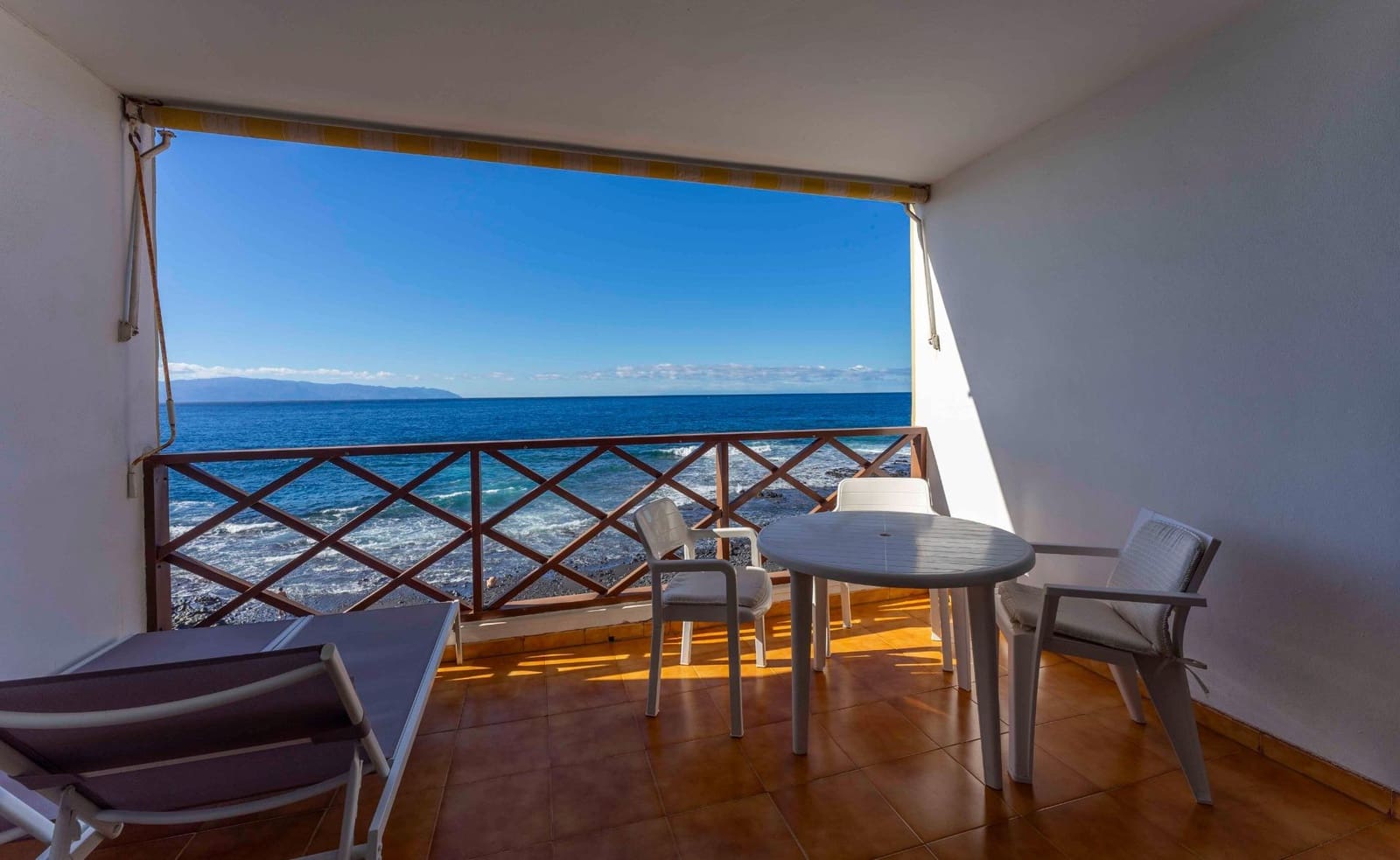 1 quarto Apartamento para venda em Puerto Santiago com piscina - 499 000 € (Ref: 8709368)