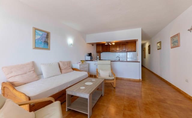 1 soveværelse Lejlighed til salg i Puerto Santiago, Santiago del Teide med swimmingpool - € 499.000 (Ref: 8709368)