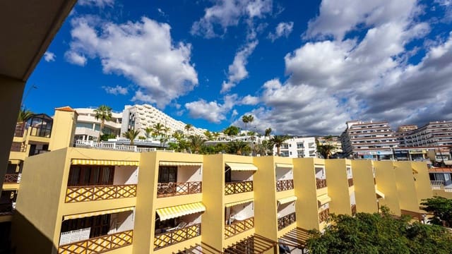1 soveværelse Lejlighed til salg i Puerto Santiago, Santiago del Teide med swimmingpool - € 499.000 (Ref: 8709368)
