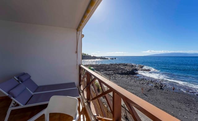 Apartamento de 1 habitación en Puerto Santiago, Santiago del Teide en venta con piscina - 499.000 € (Ref: 8709368)