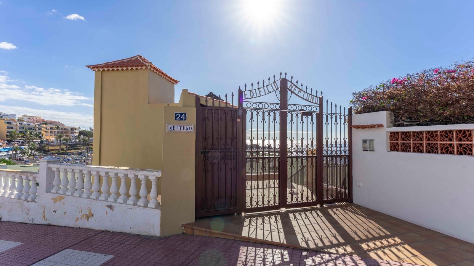 1 soveværelse Lejlighed til salg i Puerto Santiago med swimmingpool - € 499.000 (Ref: 8709368)