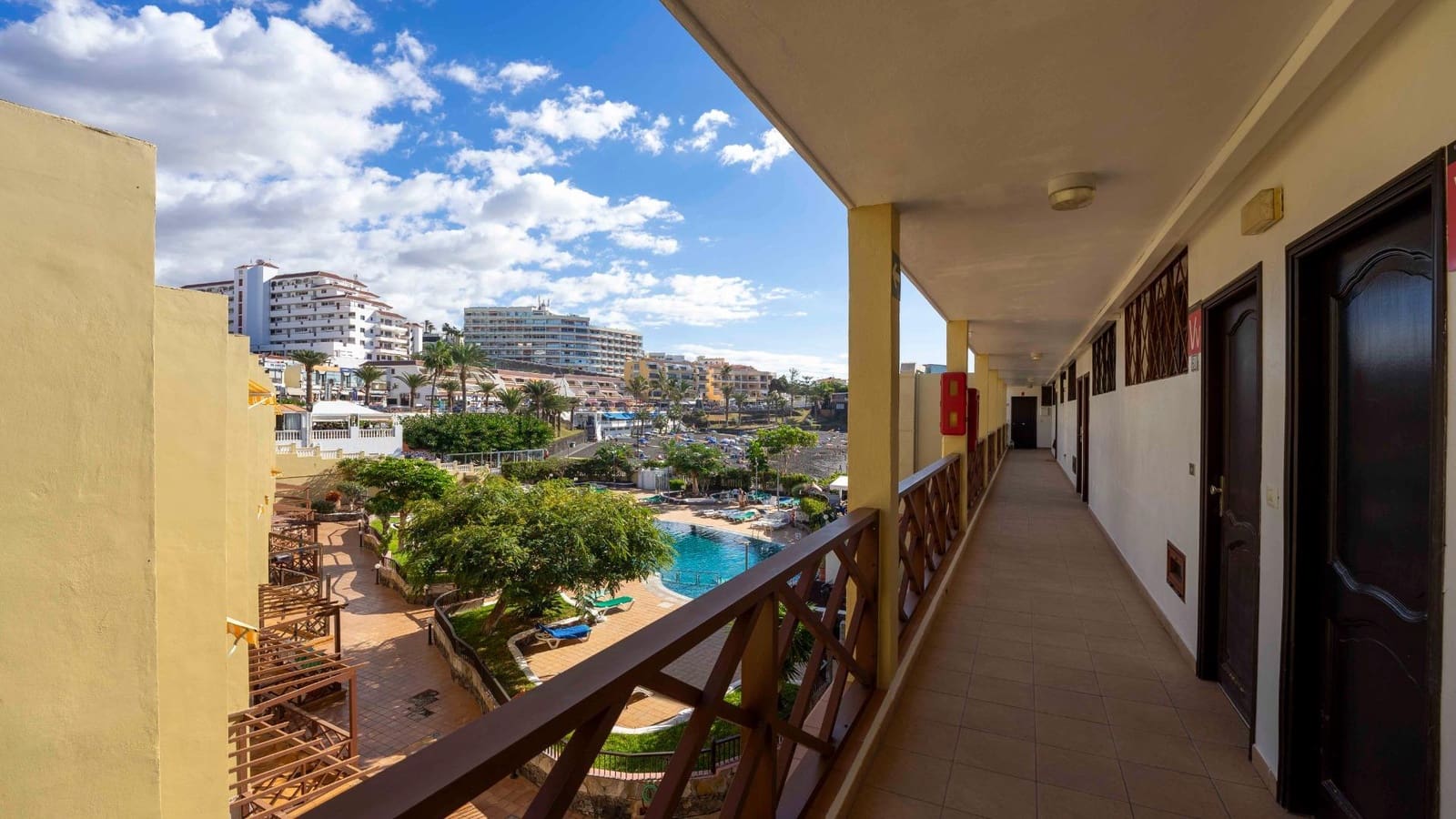 1 soveværelse Lejlighed til salg i Puerto Santiago med swimmingpool - € 499.000 (Ref: 8709368)