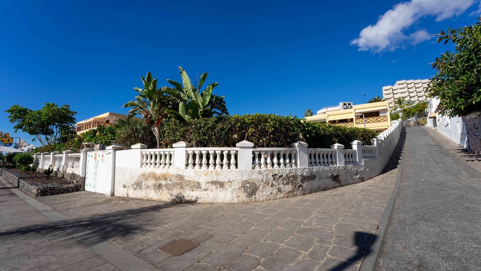 1 soveværelse Lejlighed til salg i Puerto Santiago med swimmingpool - € 499.000 (Ref: 8709368)