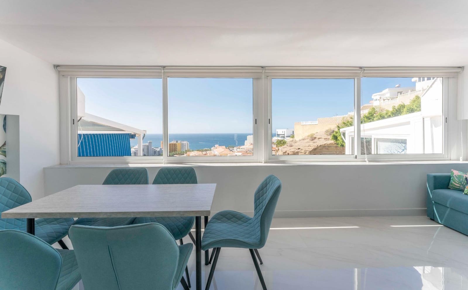 2 makuuhuone Huoneisto myytävänä paikassa Costa Adeje mukana uima-altaan - 479 000 € (Ref: 8806252)