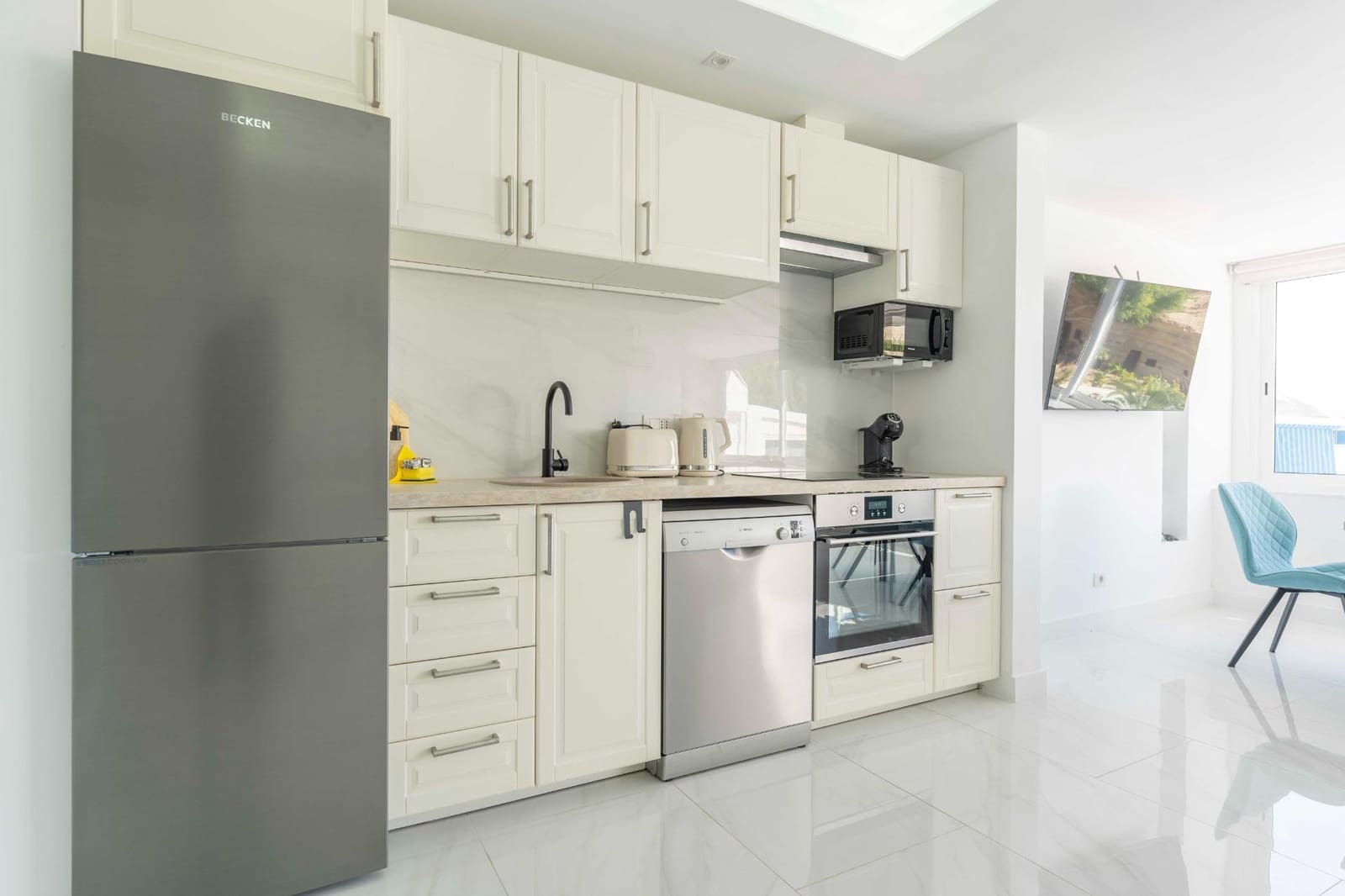 2 makuuhuone Huoneisto myytävänä paikassa Costa Adeje mukana uima-altaan - 479 000 € (Ref: 8806252)