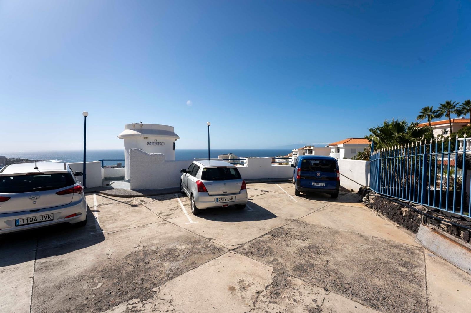 2 makuuhuone Huoneisto myytävänä paikassa Costa Adeje mukana uima-altaan - 479 000 € (Ref: 8806252)