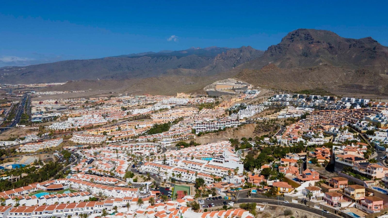 2 soveværelse Lejlighed til salg i Costa Adeje med swimmingpool - € 479.000 (Ref: 8806252)