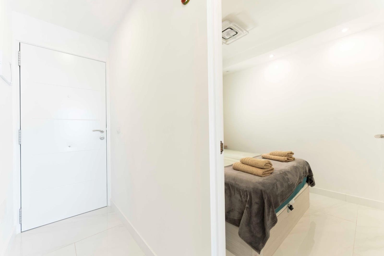 2 Zimmer Apartment zu verkaufen in Costa Adeje mit Pool - 479.000 € (Ref: 8806252)