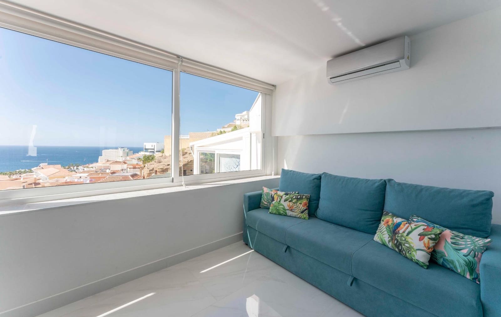 2 makuuhuone Huoneisto myytävänä paikassa Costa Adeje mukana uima-altaan - 479 000 € (Ref: 8806252)