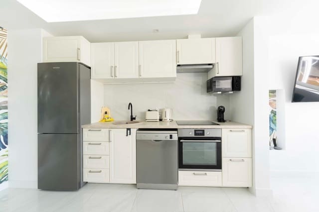 2 quarto Apartamento para venda em Costa Adeje, Adeje com piscina - 479 000 € (Ref: 8806252)