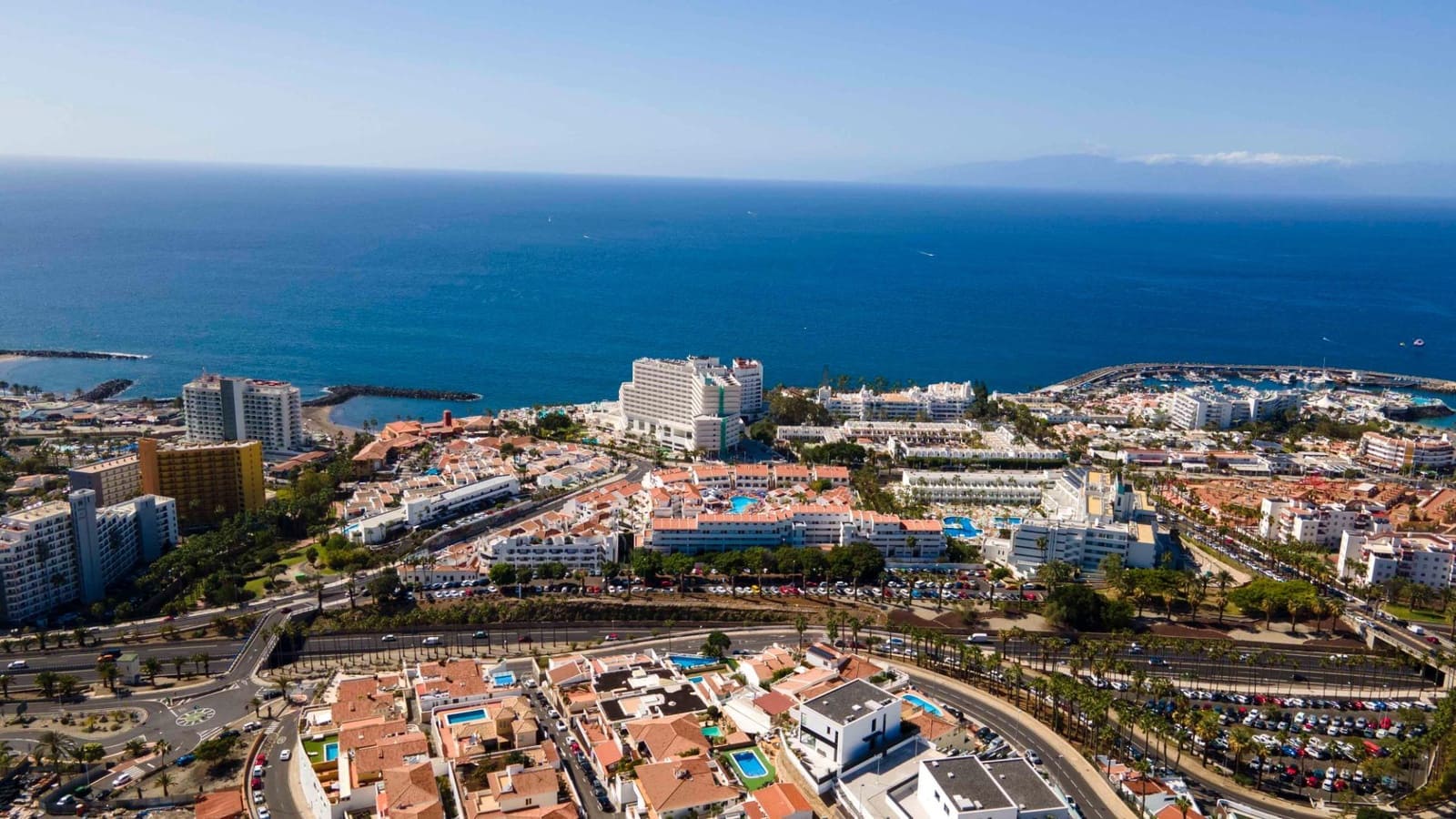 2 makuuhuone Huoneisto myytävänä paikassa Costa Adeje mukana uima-altaan - 479 000 € (Ref: 8806252)