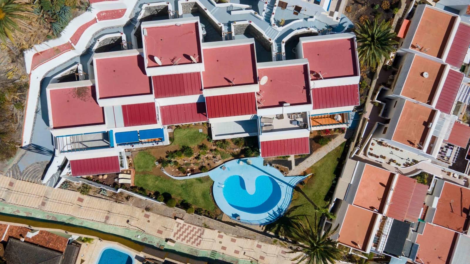 2 makuuhuone Huoneisto myytävänä paikassa Costa Adeje mukana uima-altaan - 479 000 € (Ref: 8806252)