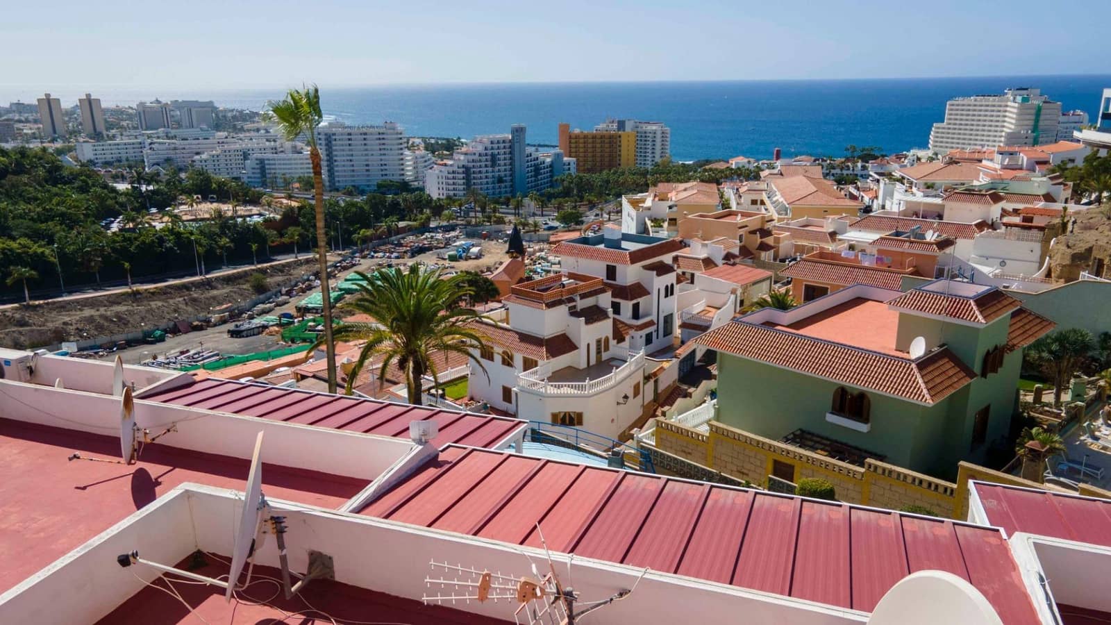 2 makuuhuone Huoneisto myytävänä paikassa Costa Adeje mukana uima-altaan - 479 000 € (Ref: 8806252)