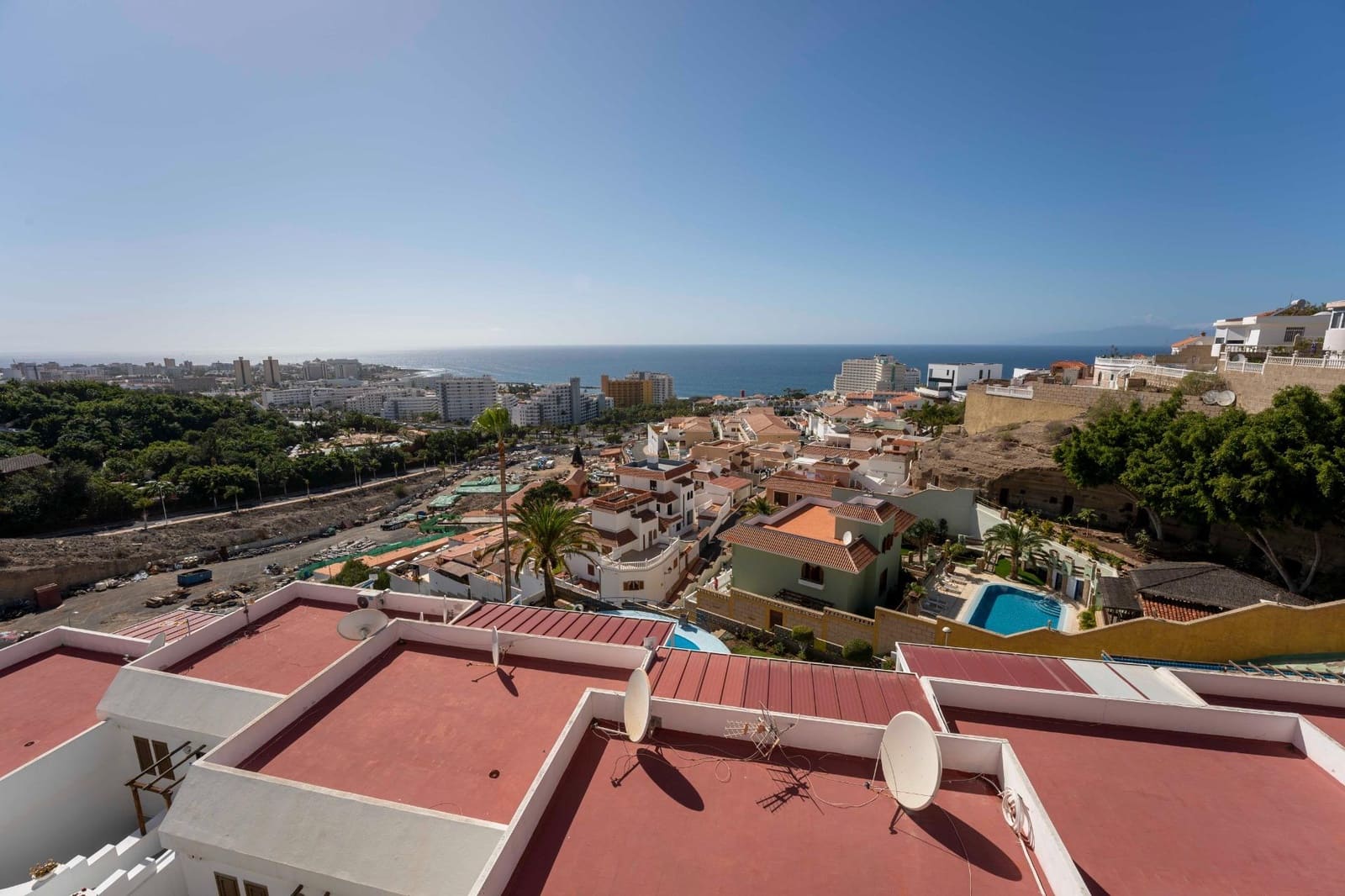 2 sovrum Lägenhet till salu i Costa Adeje med pool - 479 000 € (Ref: 8806252)