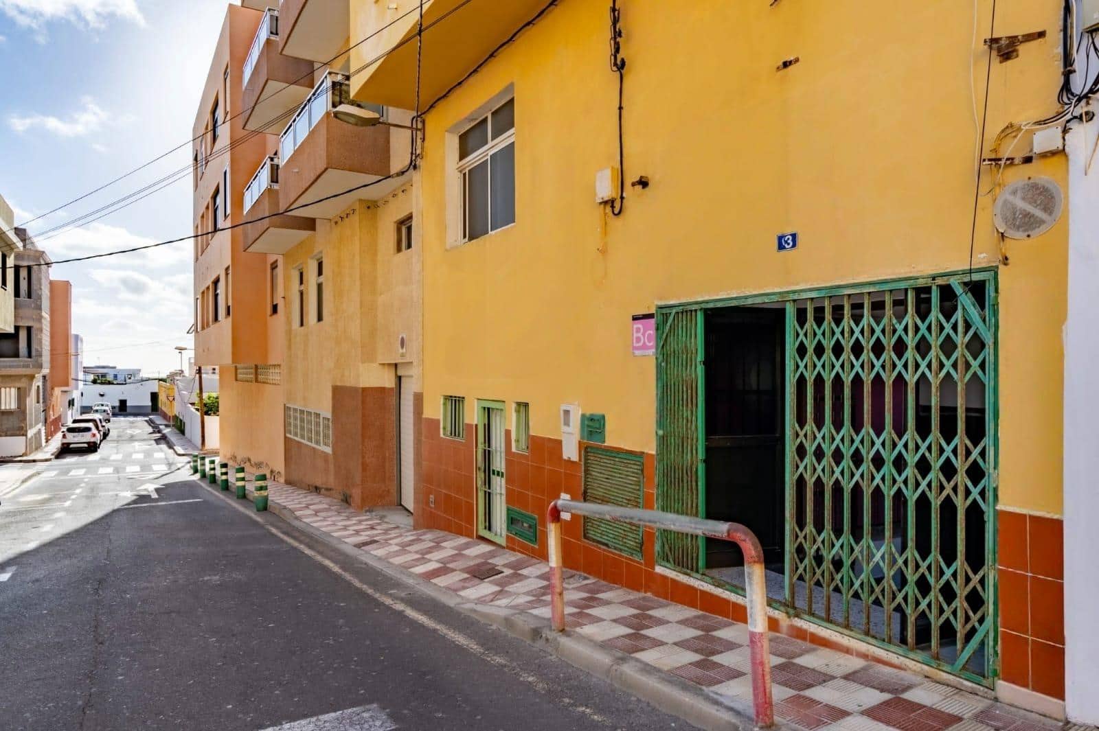 Kommersiell till salu i Arico - 179 000 € (Ref: 8825065)