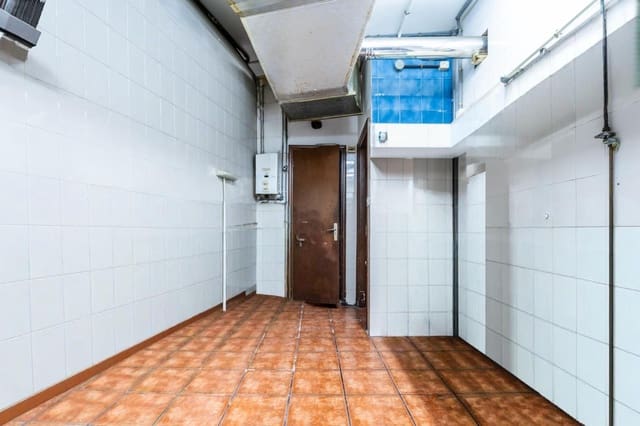 Erhverv til salg i Poris de Abona, Arico - € 179.000 (Ref: 8825065)