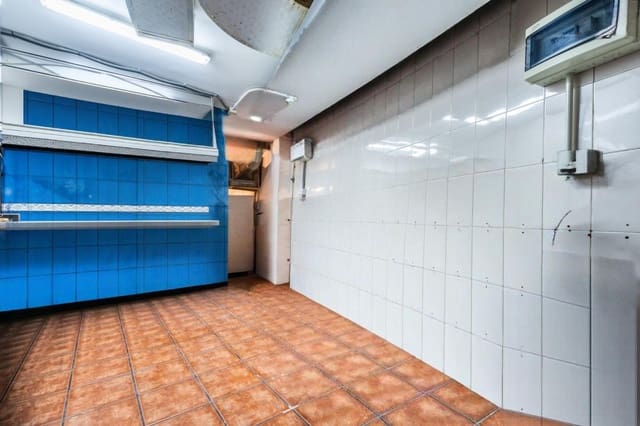 Erhverv til salg i Poris de Abona, Arico - € 179.000 (Ref: 8825065)