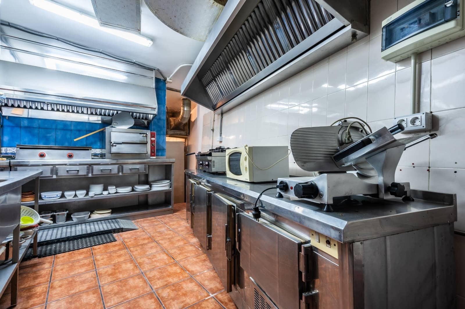 Kaupallinen myytävänä paikassa Arico - 159 000 € (Ref: 8825065)