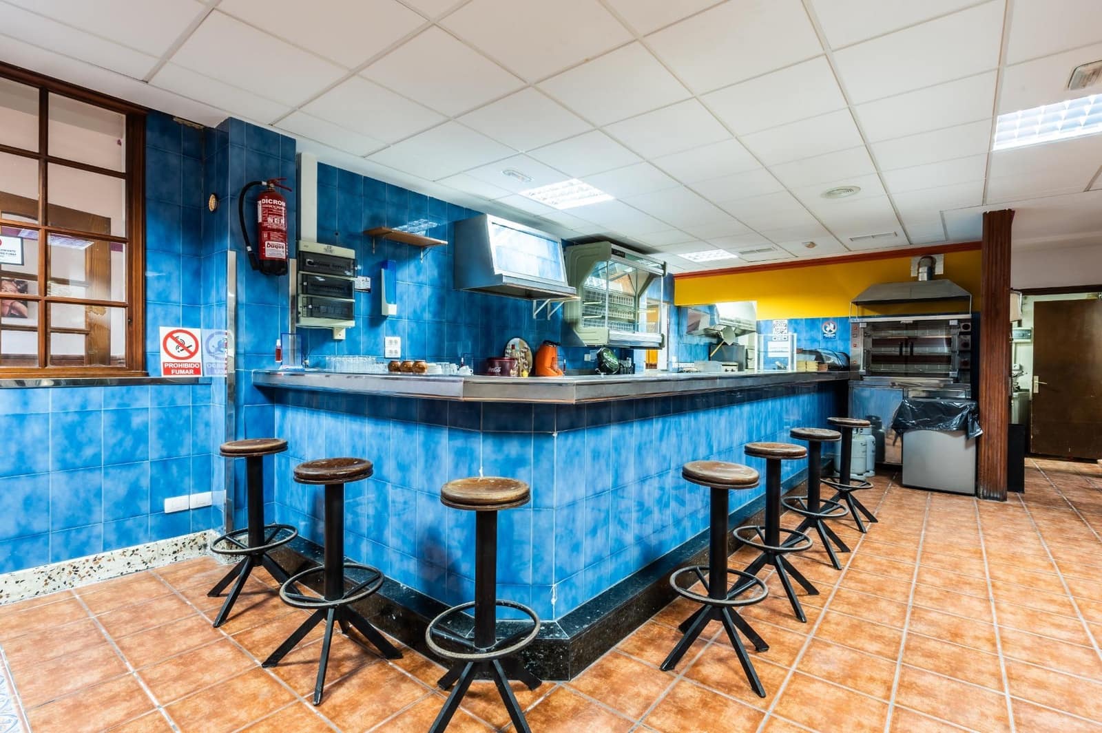 Kaupallinen myytävänä paikassa Arico - 159 000 € (Ref: 8825065)