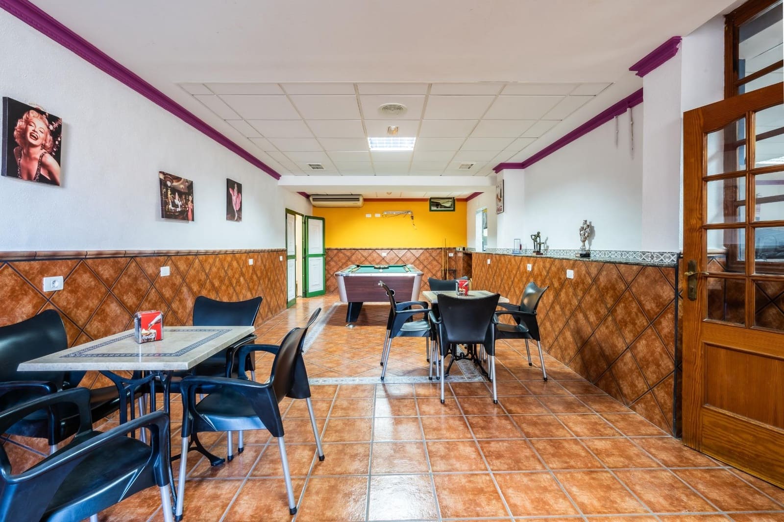 Kaupallinen myytävänä paikassa Arico - 159 000 € (Ref: 8825065)