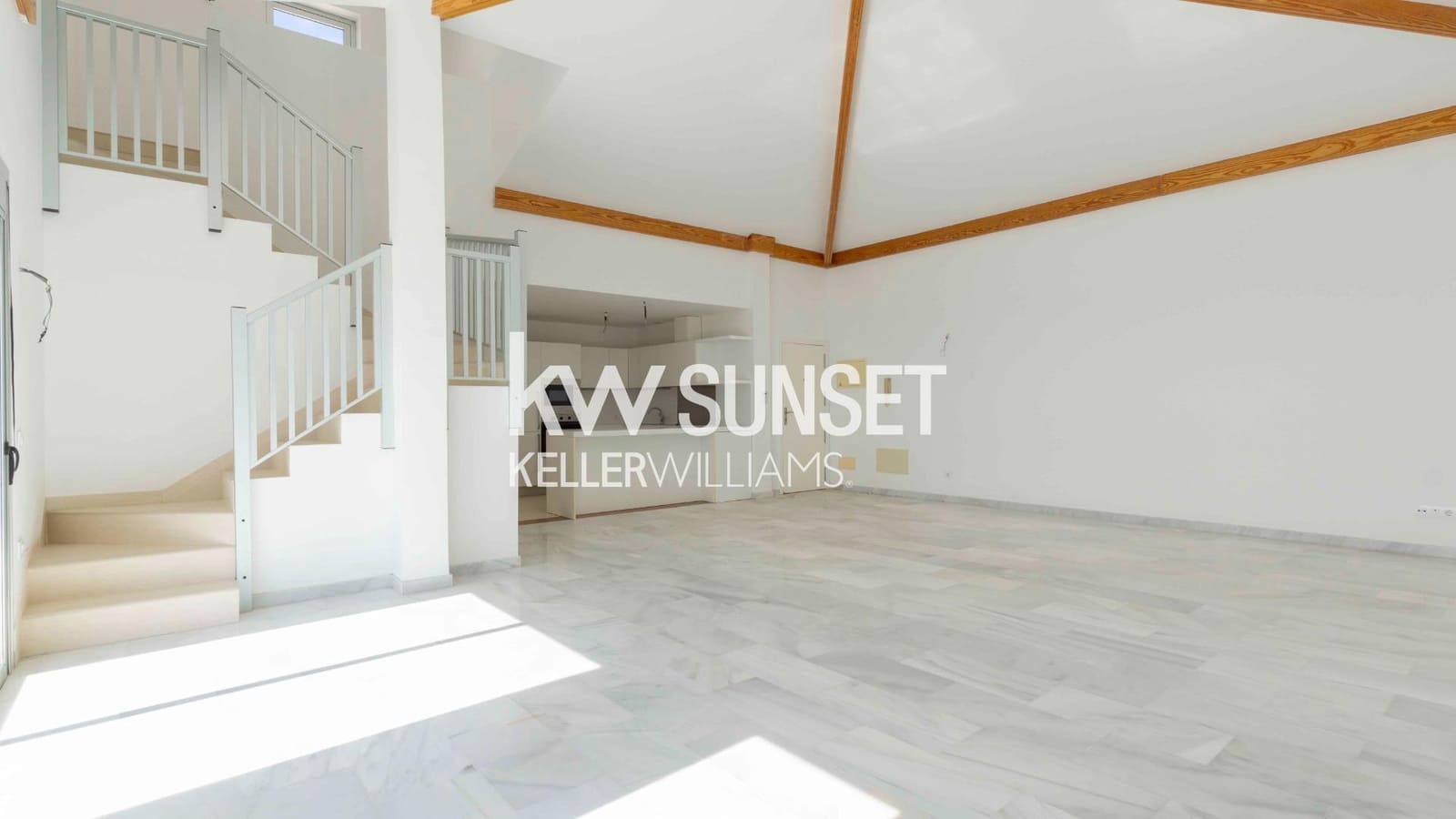 3 soveværelse Penthouse til salg i San Miguel de Abona med swimmingpool garage - € 356.500 (Ref: 8862642)