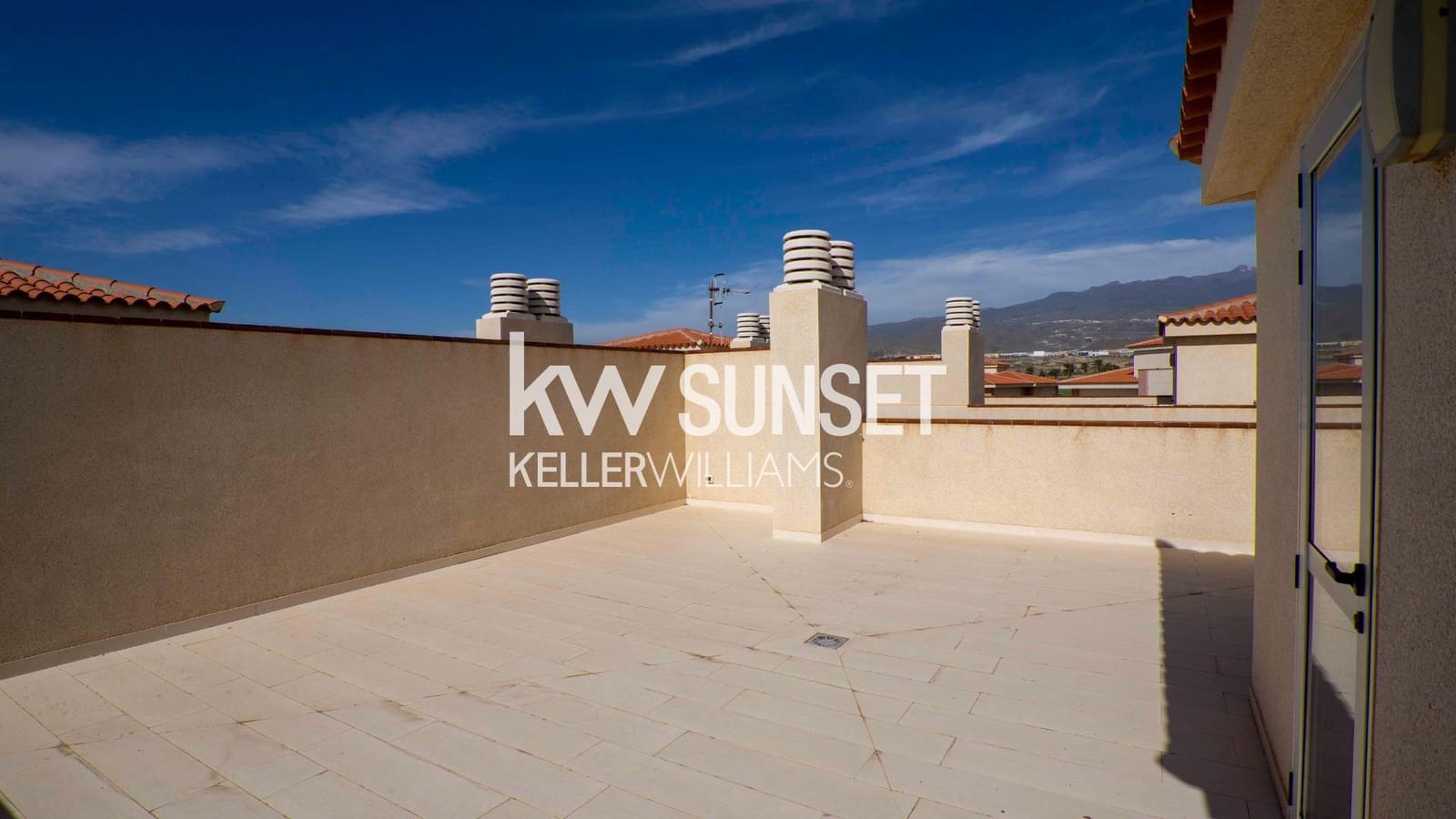 3 soveværelse Penthouse til salg i San Miguel de Abona med swimmingpool garage - € 356.500 (Ref: 8862642)