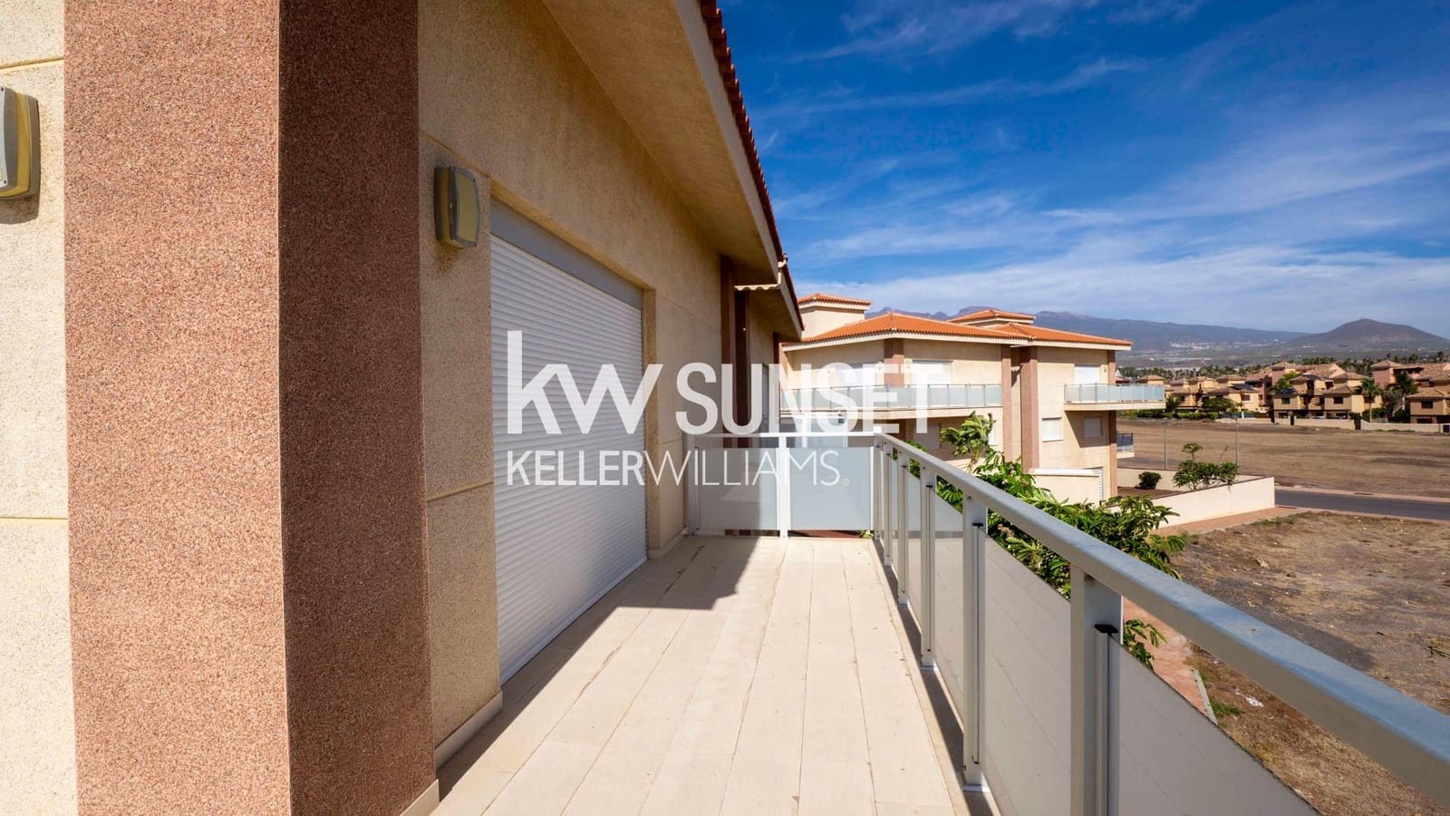 3 soveværelse Penthouse til salg i San Miguel de Abona med swimmingpool garage - € 356.500 (Ref: 8862642)