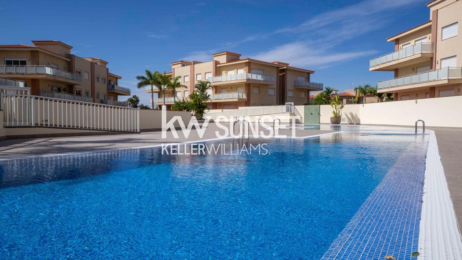 3 soveværelse Penthouse til salg i San Miguel de Abona med swimmingpool garage - € 356.500 (Ref: 8862642)