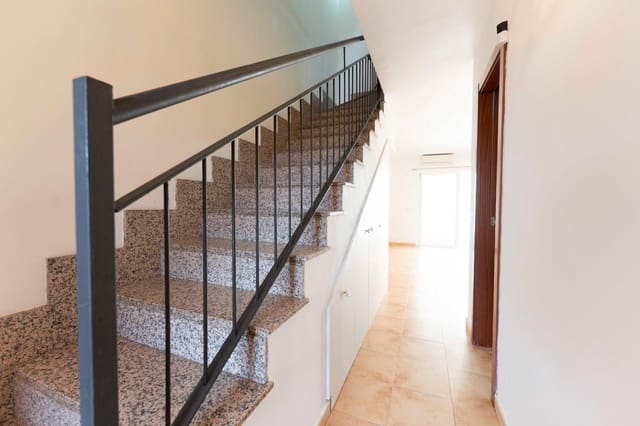 3 soveværelse Rækkehus til leje i San Isidro de Abona, Granadilla de Abona - € 1.350 (Ref: 8884306)