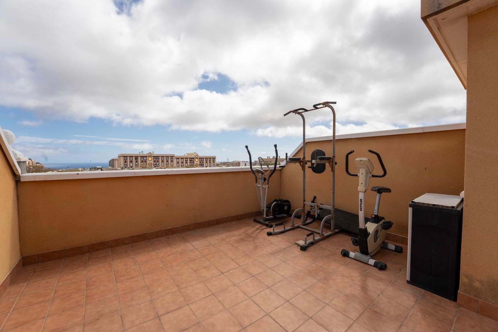 3 soveværelse Rækkehus til leje i San Isidro de Abona - € 1.350 (Ref: 8884306)
