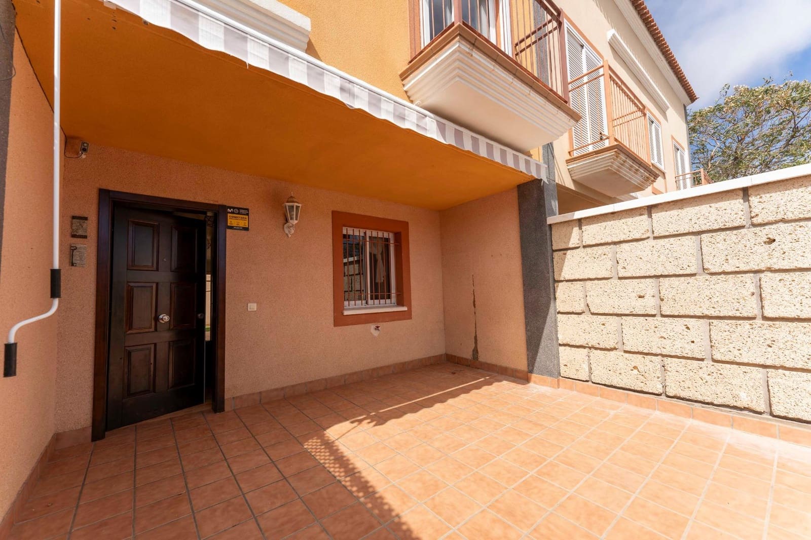 3 soveværelse Rækkehus til leje i San Isidro de Abona - € 1.350 (Ref: 8884306)