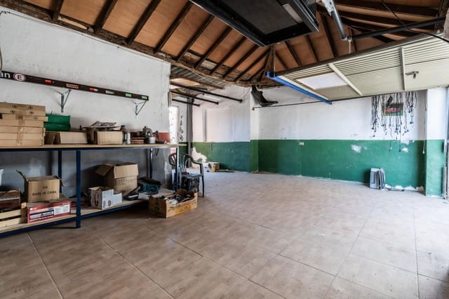 5 slaapkamer Rijtjeshuis te koop in Vilaflor met garage - € 270.000 (Ref: 8893108)