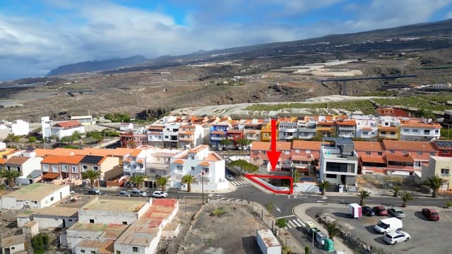 Byggetomt til salgs i Playa San Juan, Guía de Isora - € 190 000 (Ref: 8894995)
