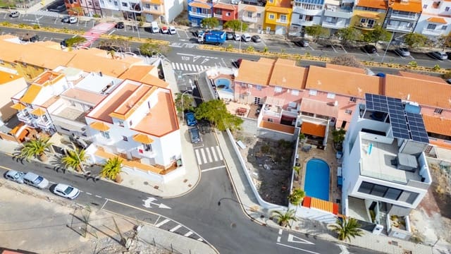 Byggetomt til salgs i Playa San Juan, Guía de Isora - € 190 000 (Ref: 8894995)