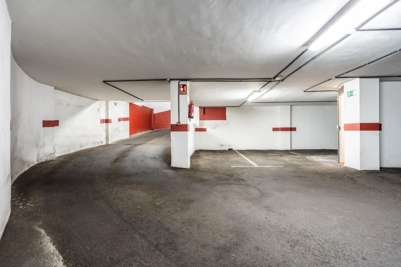 Garage til salg i La Orotava - € 20.000 (Ref: 8896646)