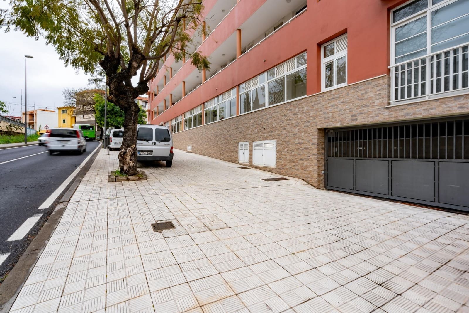 Garage til salg i La Orotava - € 20.000 (Ref: 8896646)