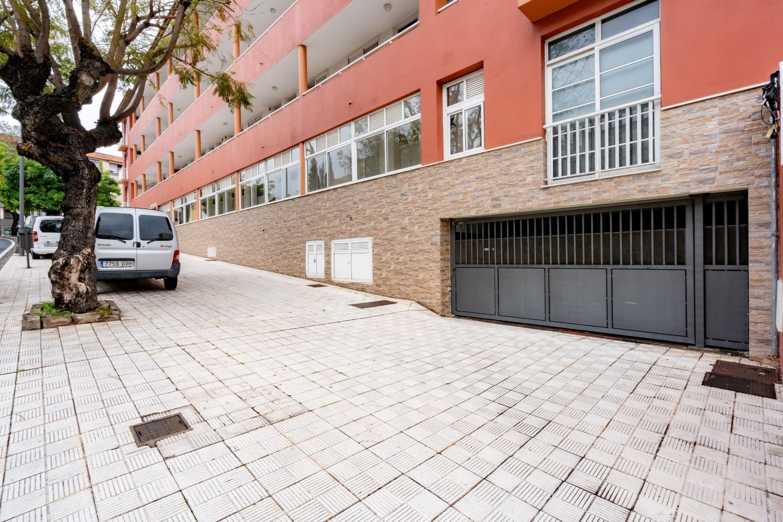 Garage til salg i La Orotava - € 20.000 (Ref: 8896646)