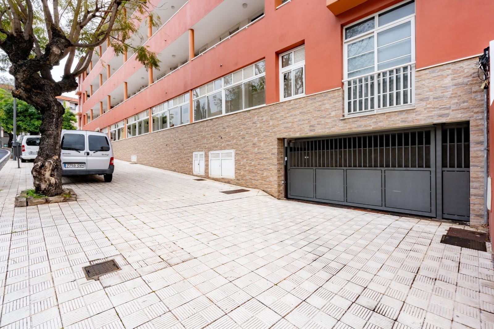 Garage til salg i La Orotava - € 20.000 (Ref: 8896646)