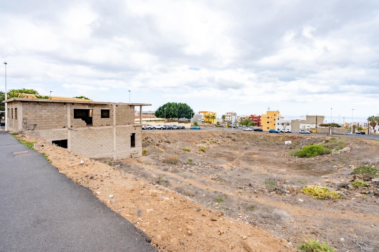 Terreno para Construção para venda em San Isidro de Abona - 85 000 € (Ref: 8900388)