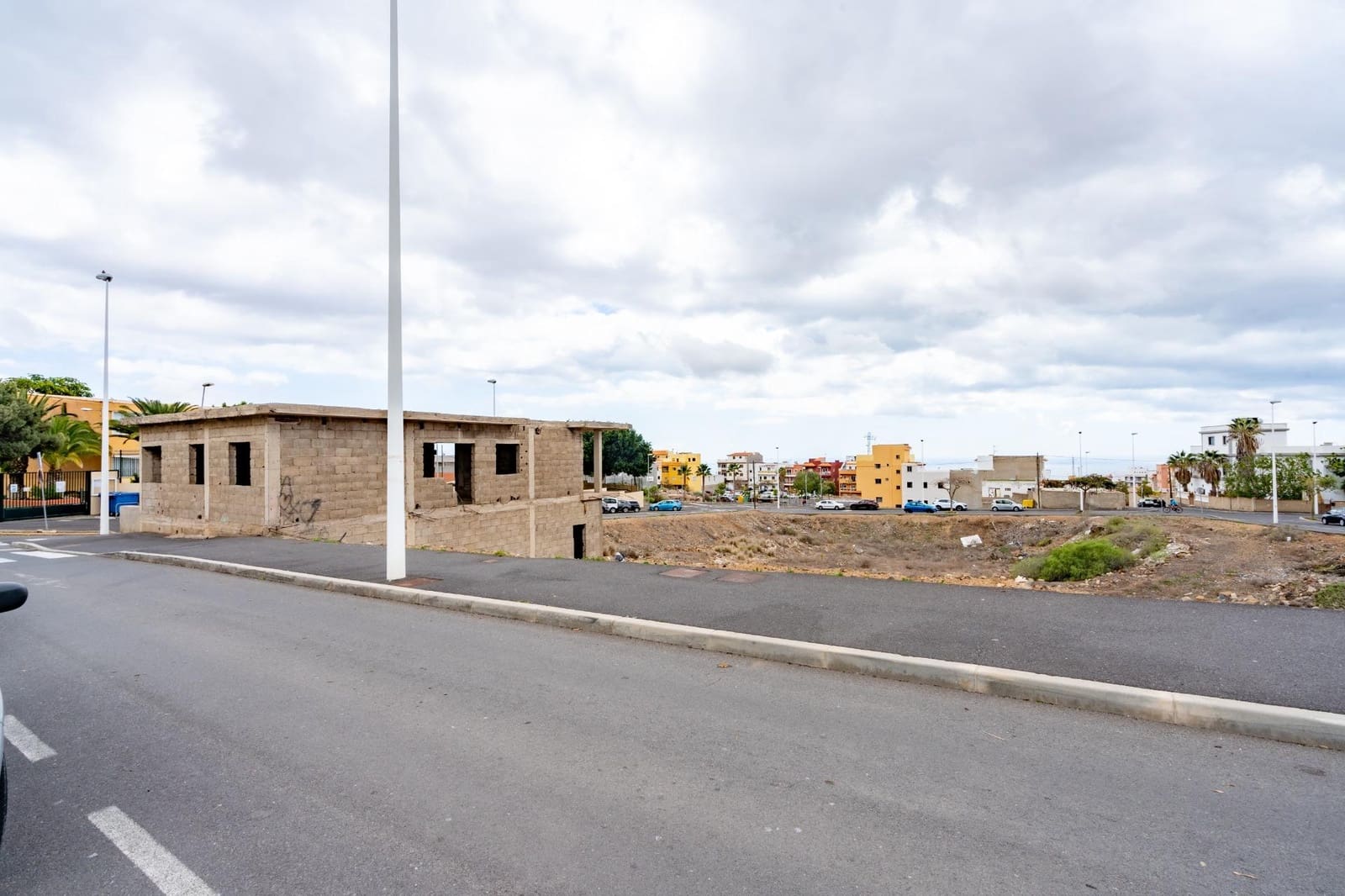Terreno para Construção para venda em San Isidro de Abona - 85 000 € (Ref: 8900388)