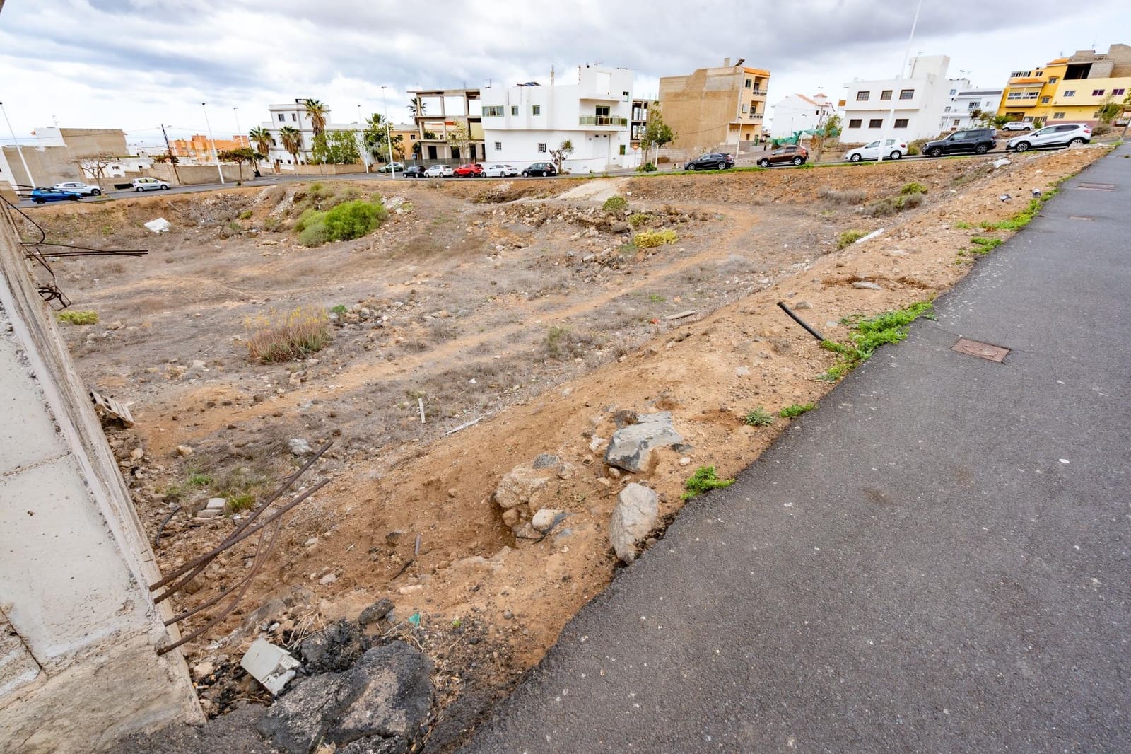 Terreno para Construção para venda em San Isidro de Abona - 85 000 € (Ref: 8900388)