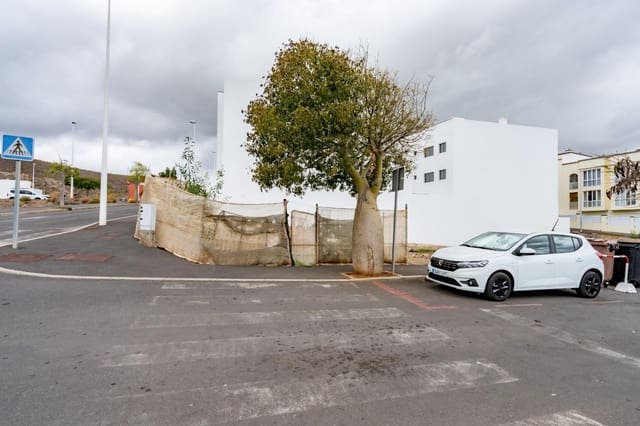 Terrain à Bâtir à vendre à San Isidro de Abona, Granadilla de Abona - 66 900 € (Ref: 8902288)