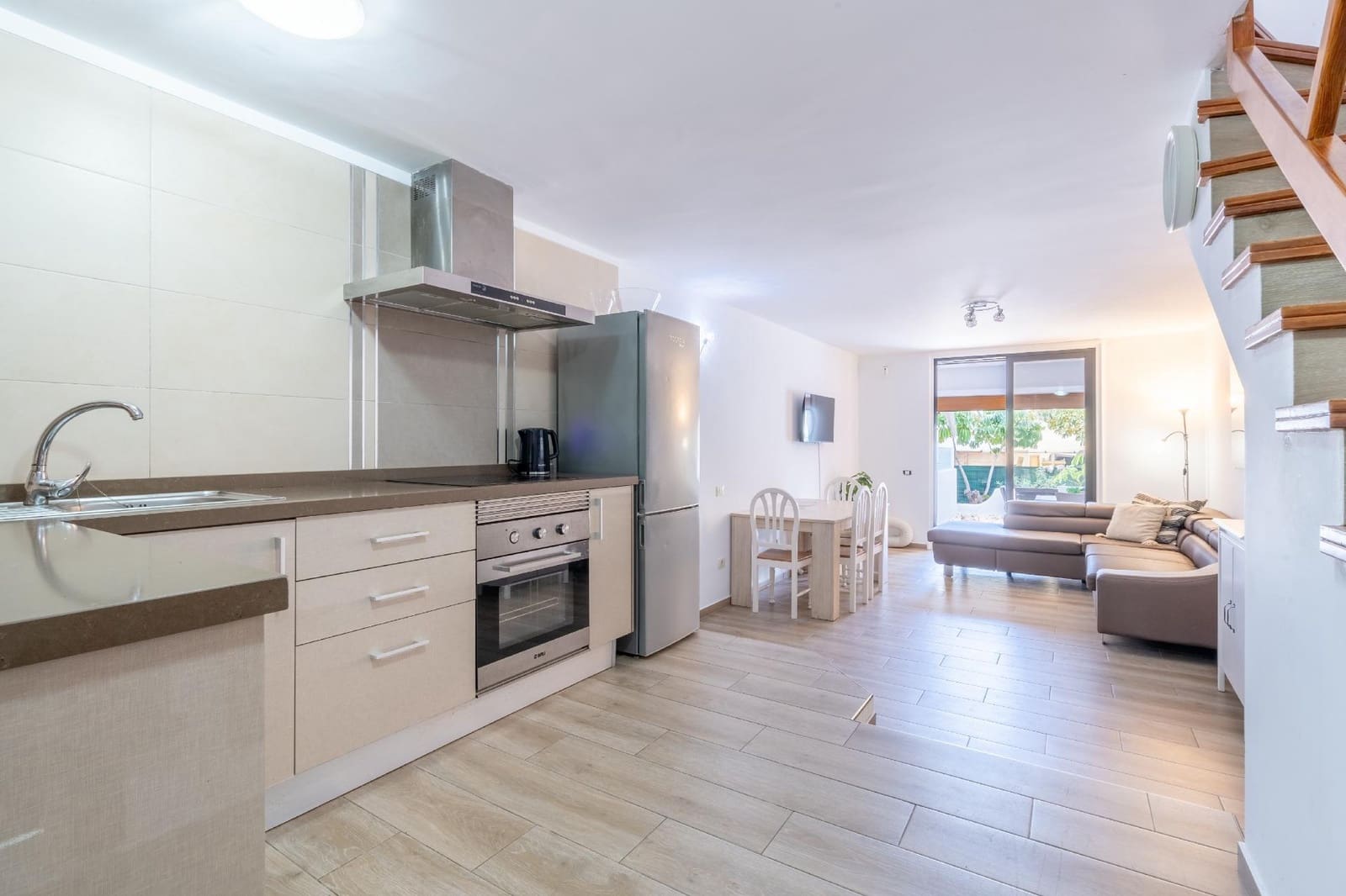 2 soveværelse Lejlighed til salg i Playa de las Americas med swimmingpool - € 545.000 (Ref: 8905468)