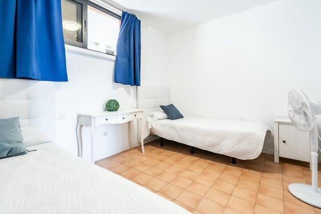 2 soveværelse Lejlighed til salg i Playa de las Americas, Arona med swimmingpool - € 545.000 (Ref: 8905468)