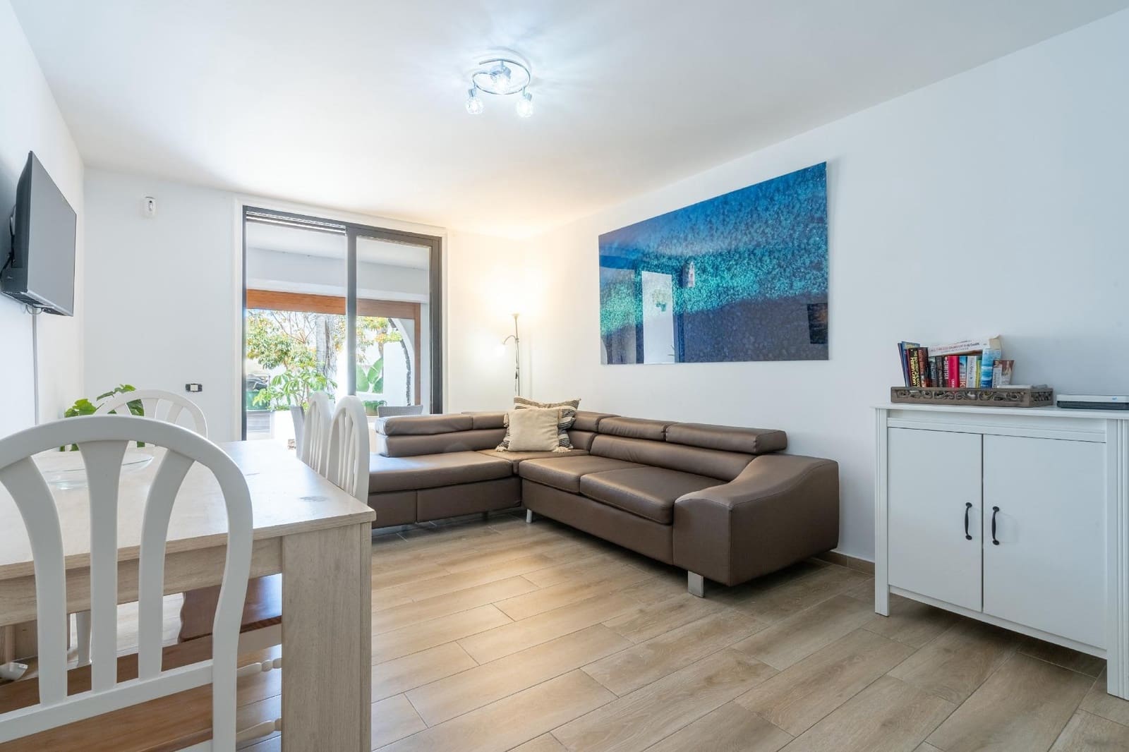 2 soveværelse Lejlighed til salg i Playa de las Americas med swimmingpool - € 545.000 (Ref: 8905468)