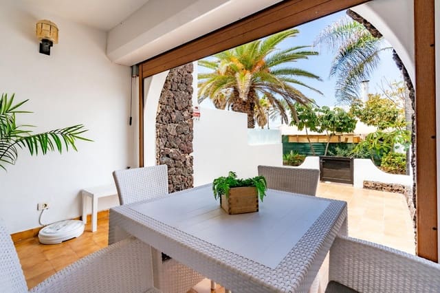 2 soveværelse Lejlighed til salg i Playa de las Americas, Arona med swimmingpool - € 545.000 (Ref: 8905468)