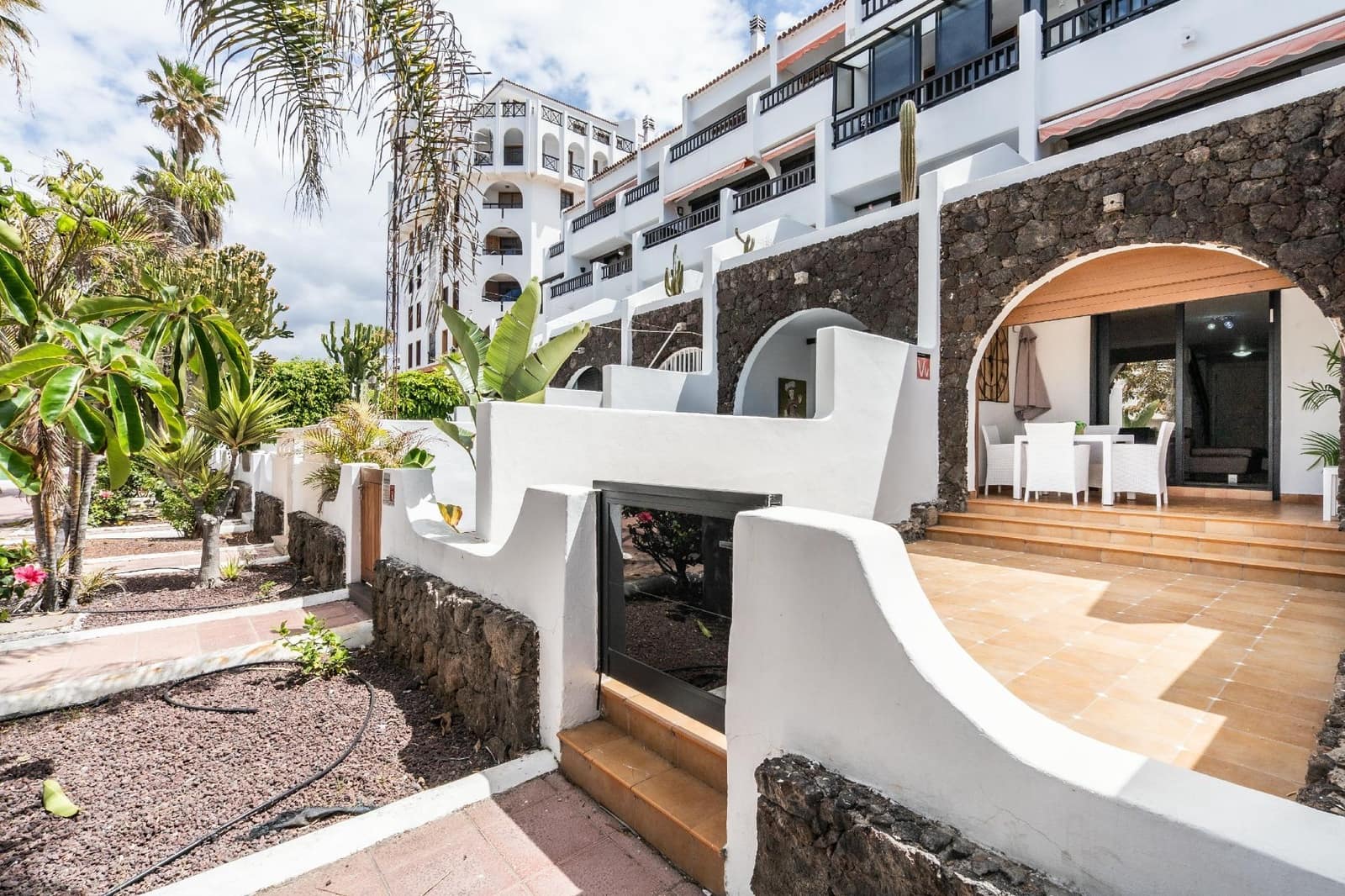 2 soveværelse Lejlighed til salg i Playa de las Americas med swimmingpool - € 545.000 (Ref: 8905468)